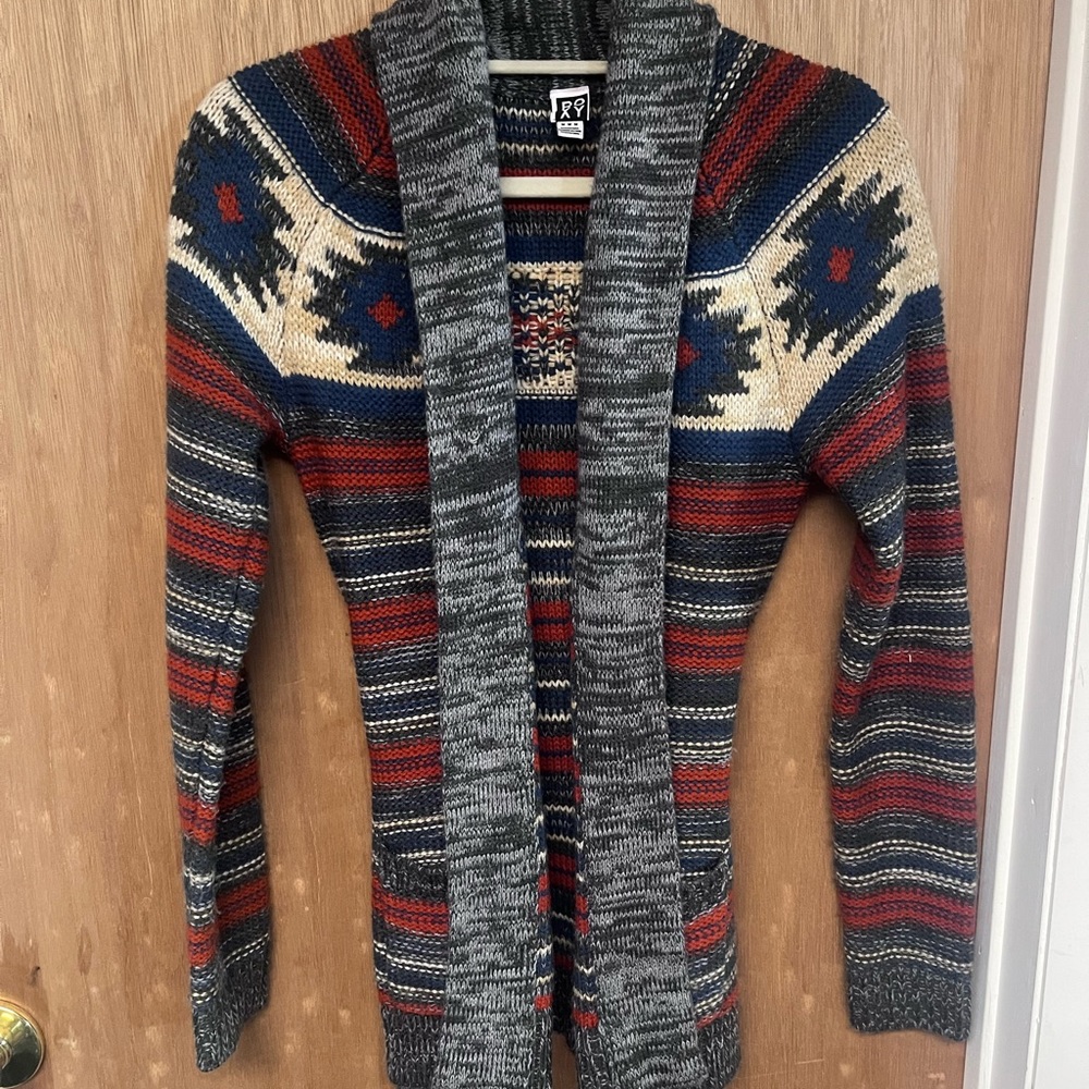Roxy sweater